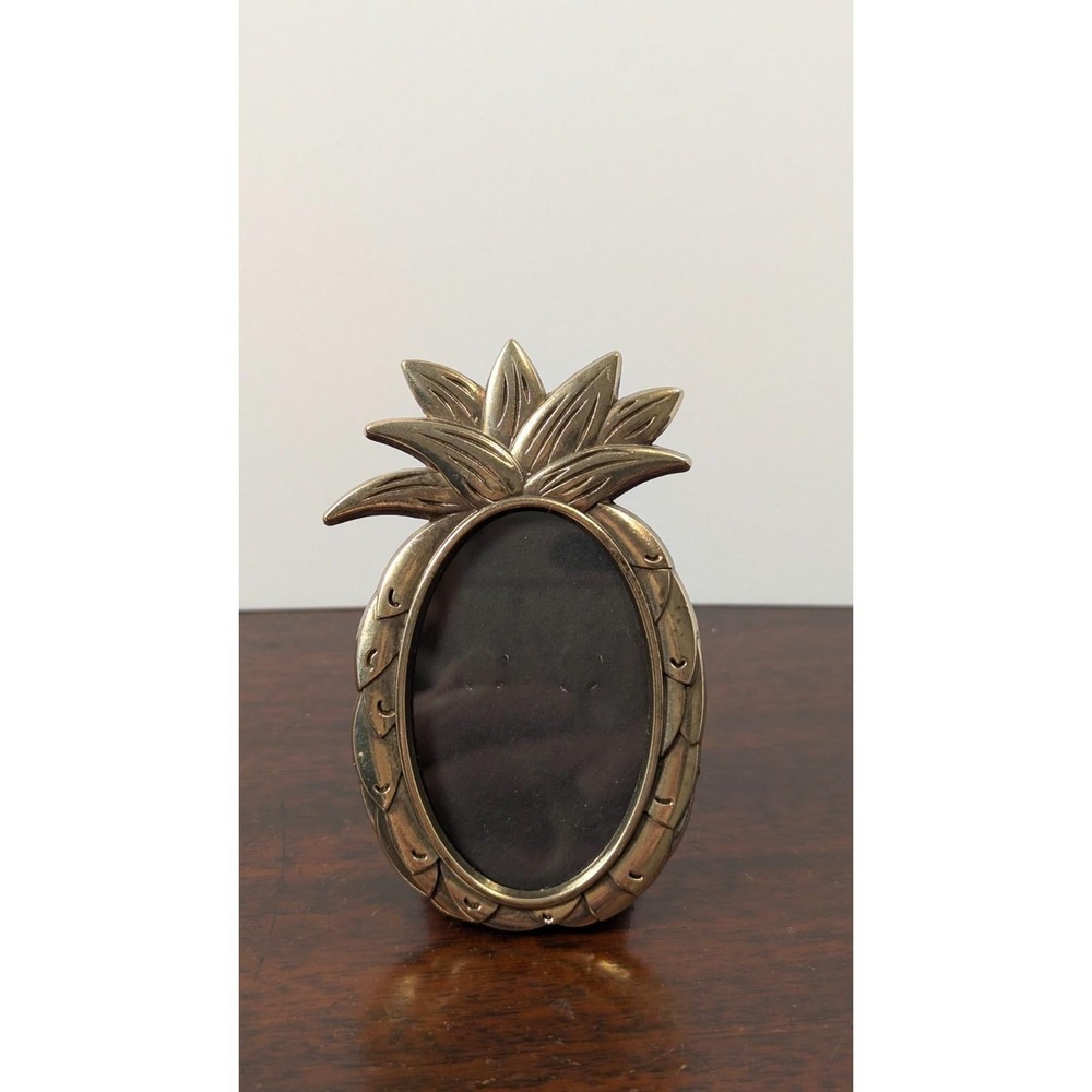 Vintage Brass Tone Pineapple Oval Picture Frame 2.5x3.5 Hollywood Regency Gold